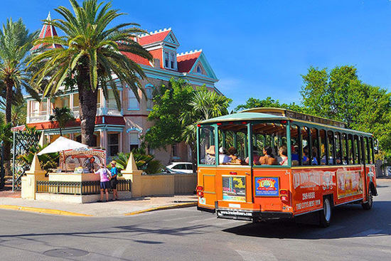 Old Town Trolley Tours-Truman White House and Shipwreck Pkg