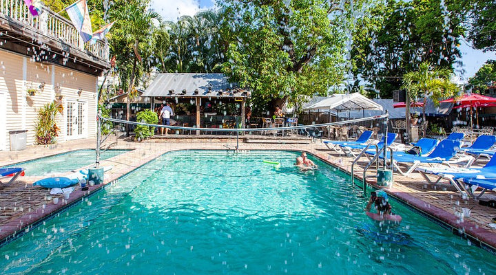 New Orleans House - Gay Guesthouse Bar