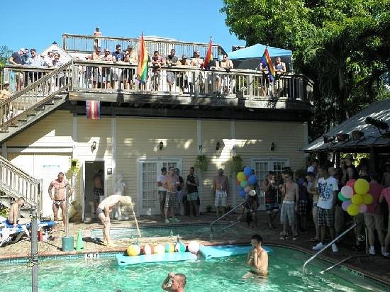 New Orleans House - Gay Guesthouse Bar