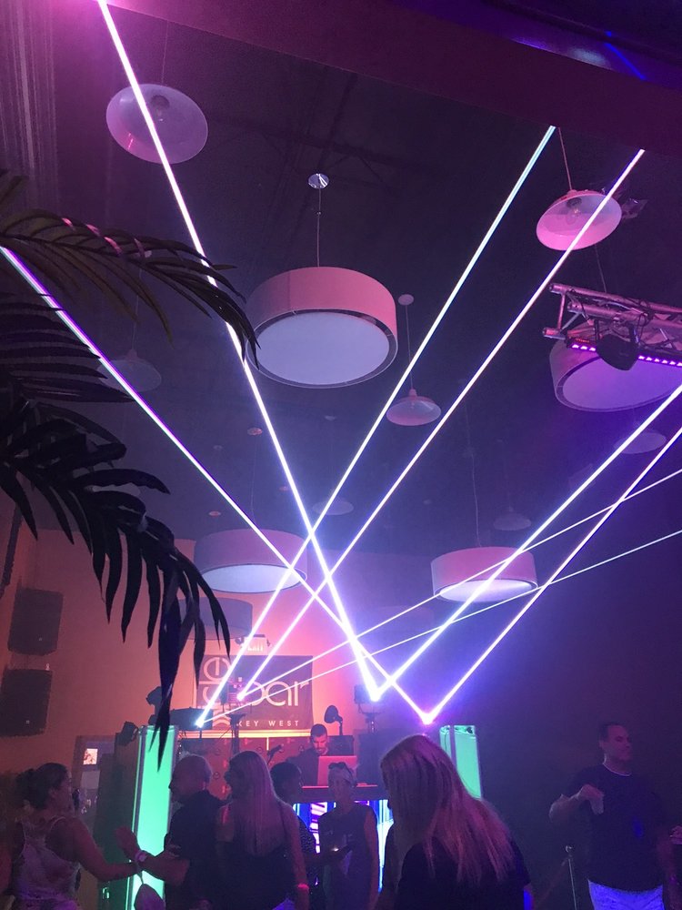 Sidebar - Cozy Gay Lounge & Patio